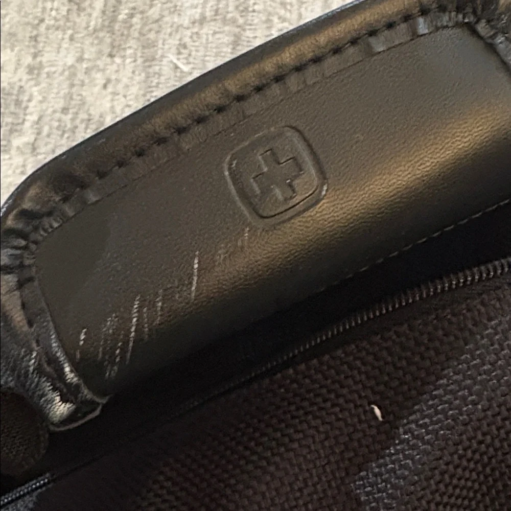 Swiss Engineering Black travel bag - removable shoulder strap - swiss gear